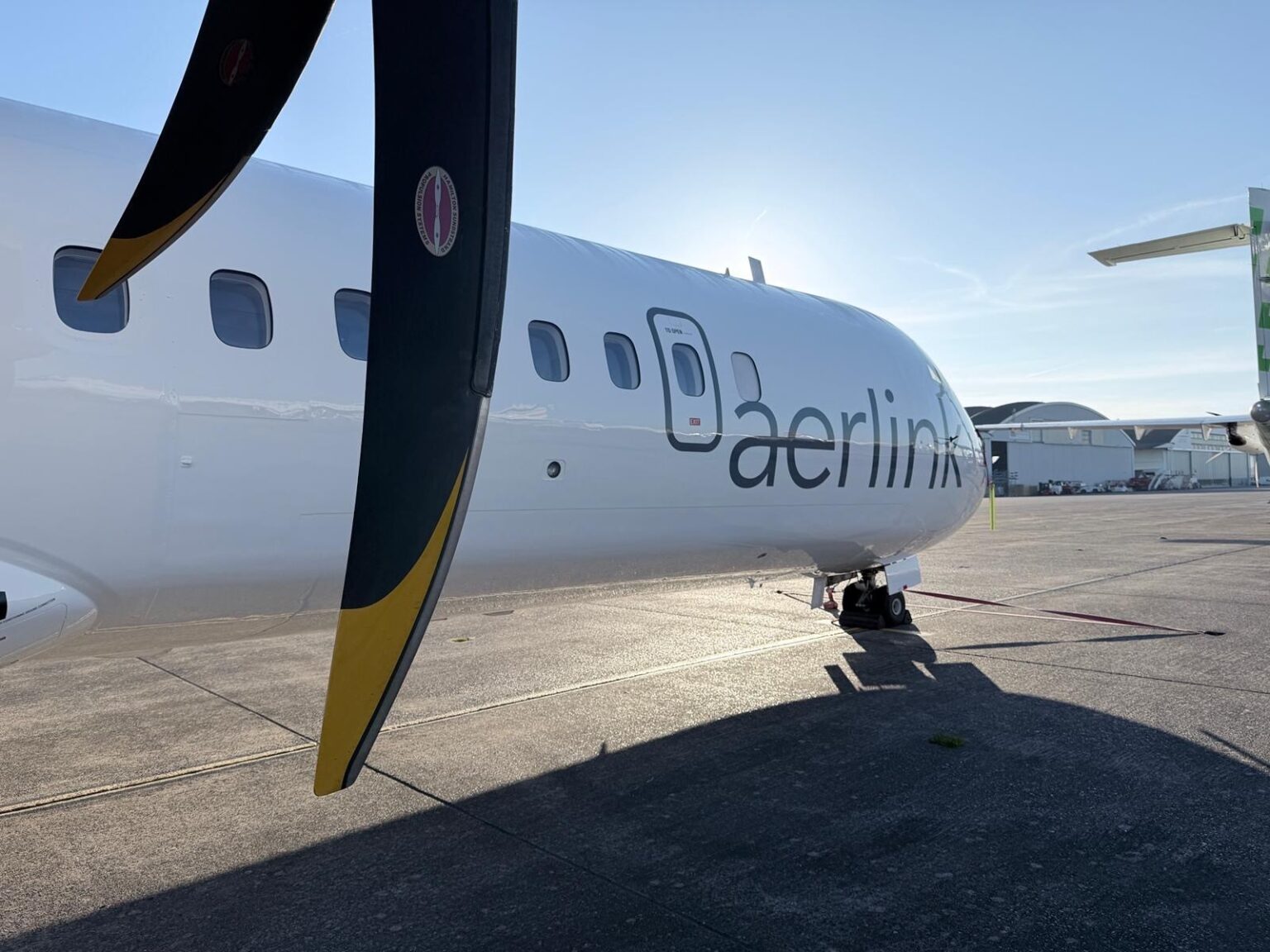 Abelo Delivers ATR72-500 (MSN 762) to Air Navigator Group - Abelo ...